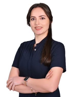Dr. Gizem Altaş at Afyon Ballıpınar Dental Polyclinic – preventive and aesthetic dental treatments.